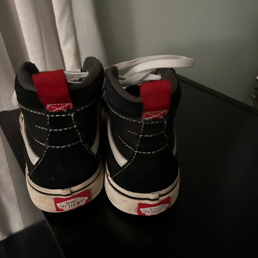 Vans SK-8 MTE High Tops - Kids Size 2